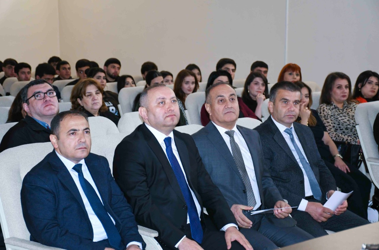 "Şəhərsalma və memarlıq sahəsi dövlət siyasətində prioritet istiqamətlərdən biridir" - Rektor (FOTOLAR)